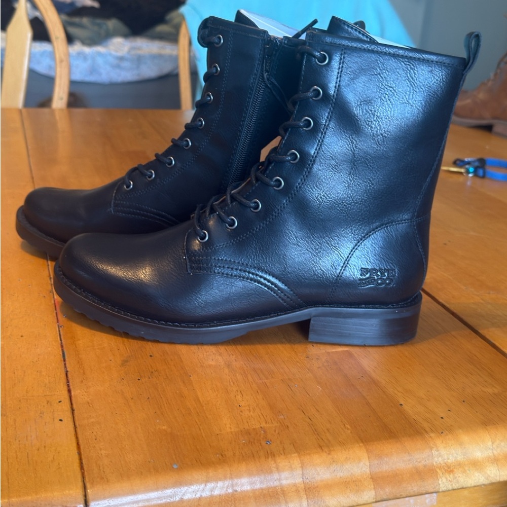 Frye Black Leather Women's Boots